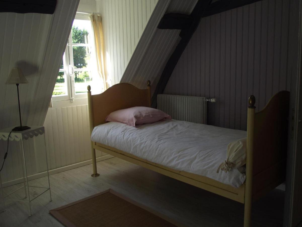 Les Portes Des Froises Saint-Quentin-en-Tourmont Exterior photo